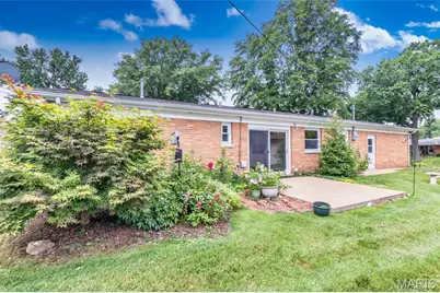 787 Chevron Drive, Saint Louis, MO 63125 - Photo 19