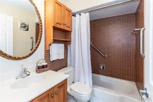 787 Chevron Dr, Saint Louis, MO 63125 - Photo 17