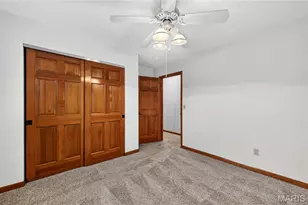 218 Pond Hollow Dr, Saint Charles, MO 63303 - Photo 33