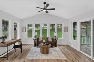 5259 Autumnwinds Dr, Saint Louis, MO 63129 - Photo 13