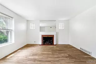 1076 Wilshire Ave, University City, MO 63130 - Photo 5