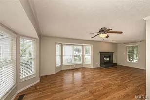 428 Chelsea Way Dr, Saint Charles, MO 63304 - Photo 7