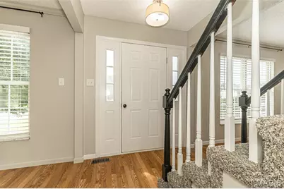 428 Chelsea Way Drive, Saint Charles, MO 63304 - Photo 3