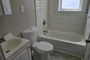 4555 S Compton Ave, Saint Louis, MO 63111 - Photo 9