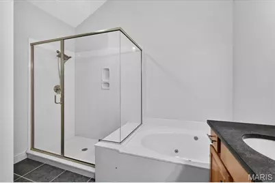 8931 Hilltop Manor Drive, Saint Louis, MO 63132 - Photo 25