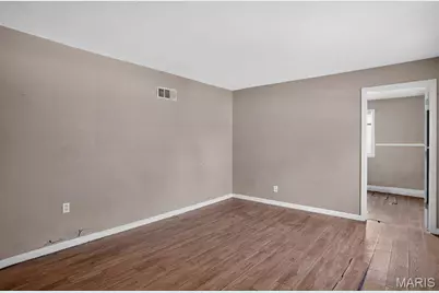 9851 Vickie Place, Saint Louis, MO 63136 - Photo 21