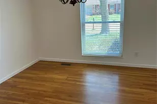 829 Lesparre Dr, Saint Louis, MO 63141 - Photo 3