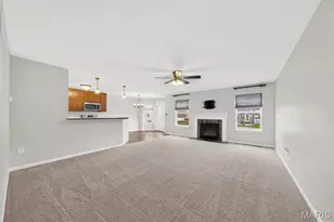 3381 Charlestowne Crossing Dr, Saint Charles, MO 63301 - Photo 3
