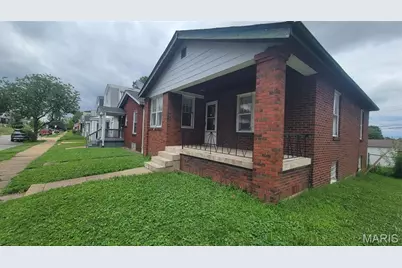 4660 Ray Avenue, Saint Louis, MO 63116 - Photo 1