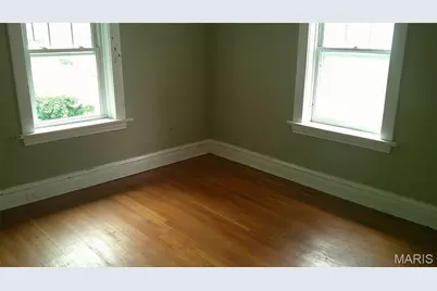 4660 Ray Avenue, Saint Louis, MO 63116 - Photo 11