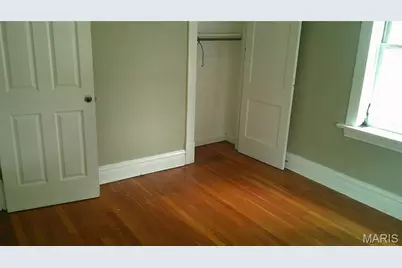 4660 Ray Avenue, Saint Louis, MO 63116 - Photo 9