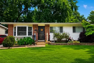 915 Bellarmine Ln, Florissant, MO 63031 - Photo 1