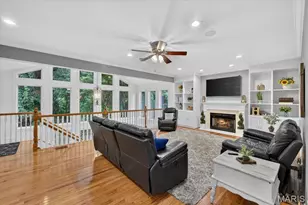 12743 Wynfield Pines Ct, Des Peres, MO 63131 - Photo 7