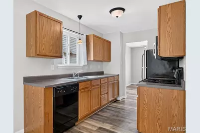 1015 Carpathian Drive, Lake Saint Louis, MO 63367 - Photo 11