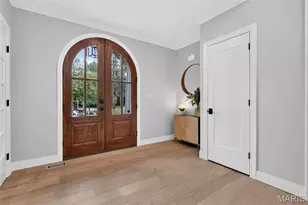 9 Bon Price Ln, Olivette, MO 63132 - Photo 3
