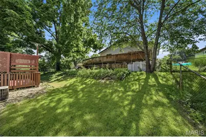 2470 Jenkee Drive, Florissant, MO 63031 - Photo 9