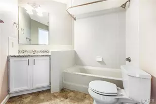 324 Shirley Ridge Dr, Saint Charles, MO 63304 - Photo 17