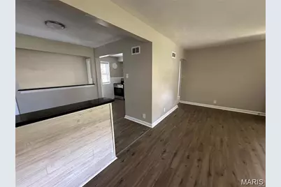815 Fontaine Place, Saint Louis, MO 63137 - Photo 13