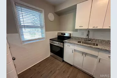 815 Fontaine Place, Saint Louis, MO 63137 - Photo 15