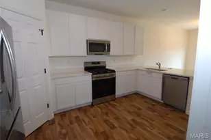 297 Osprey Ct, Lake Saint Louis, MO 63367 - Photo 5