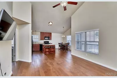 532 Bramblett Hills, O'Fallon, MO 63366 - Photo 3