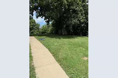 315 Veterans Memorial Parkway, Wright City, MO 63390 - Photo 5
