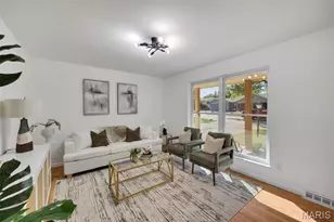 12191 Lake Meade Dr, Saint Louis, MO 63146 - Photo 3