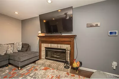 2328 Pohlman Road, Florissant, MO 63033 - Photo 11