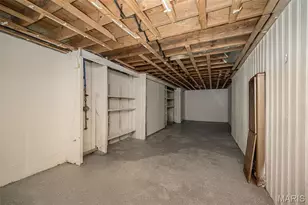 375 Cameron Rd, Saint Louis, MO 63137 - Photo 29