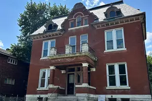 8447 Newby St, Saint Louis, MO 63147 - Photo 3