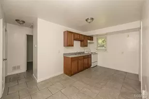 10356 Durness Dr, Saint Louis, MO 63137 - Photo 11