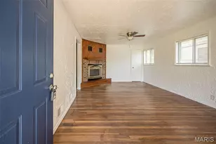 10356 Durness Dr, Saint Louis, MO 63137 - Photo 5