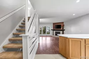 43 Breezy Knoll Ln, Lake Saint Louis, MO 63367 - Photo 3