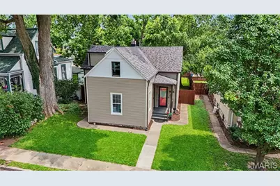 318 N Benton Avenue, Saint Charles, MO 63301 - Photo 3