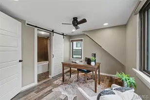 318 N Benton Ave, Saint Charles, MO 63301 - Photo 23