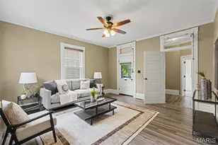 318 N Benton Ave, Saint Charles, MO 63301 - Photo 11