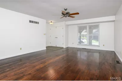 830 Westrun Drive, Ballwin, MO 63021 - Photo 5