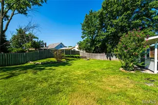 830 Westrun Dr, Ballwin, MO 63021 - Photo 35