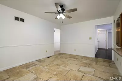 830 Westrun Drive, Ballwin, MO 63021 - Photo 9
