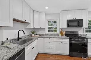 1117 Elm Dr, Webster Groves, MO 63119 - Photo 5
