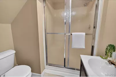 2105 Princeton Place, Richmond Heights, MO 63117 - Photo 19