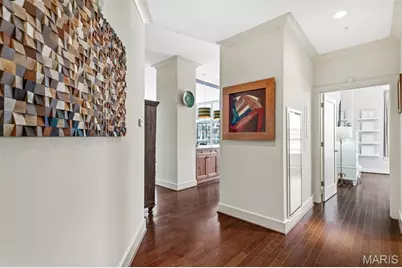9 N Euclid Avenue #604, Saint Louis, MO 63108 - Photo 5