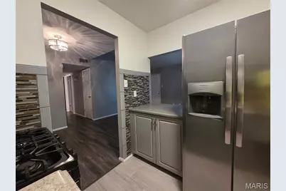 2432 Forest Shadows Drive, Saint Louis, MO 63136 - Photo 11