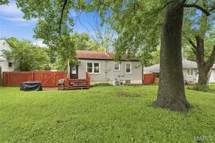 110 St Madeleine Ln, Florissant, MO 63031 - Photo 19