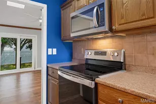 1637 Rosewall Dr, Saint Charles, MO 63303 - Photo 9