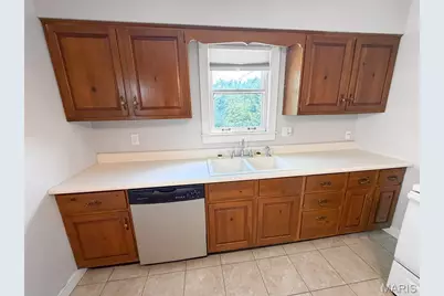 1915 Broadway, Hannibal, MO 63401 - Photo 17