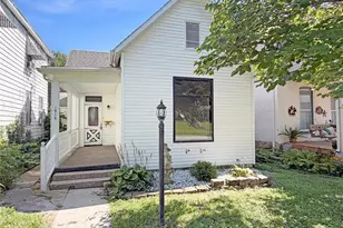 1915 Broadway, Hannibal, MO 63401 - Photo 1