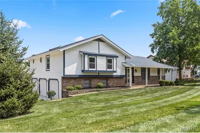 3 Harbor Point Court, Lake Saint Louis, MO 63367 - Photo 1