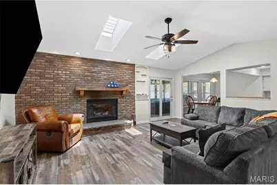 3 Harbor Point Court, Lake Saint Louis, MO 63367 - Photo 7