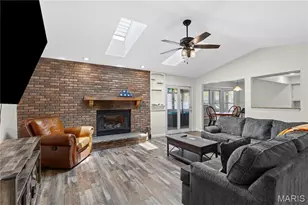 3 Harbor Point Ct, Lake Saint Louis, MO 63367 - Photo 7